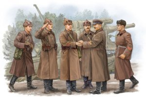 1/35 Soviet Artillery - Commander Inspection