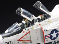 1/32 McDonnell Douglas F-4J Phantom II "Marines"