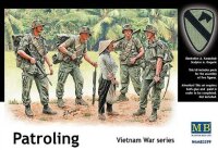Patroling, Vietnam War