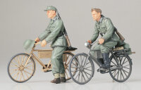 Deutsche Soldaten mit Fahrrädern WWII