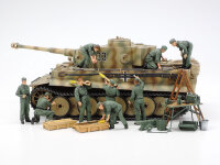1/48 WWII German Tank Crew Field Maintenance Set