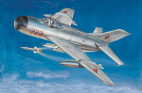 MiG-19PM Farmer-E / Shenyang F-6B