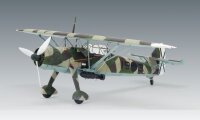 Henschel Hs-126A-1 Legion Condor mit Bombenhaltern