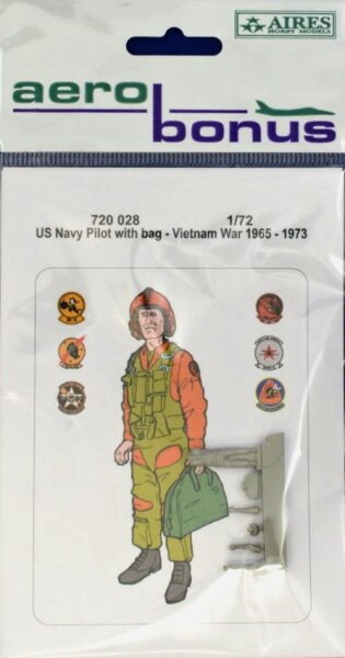 U.S. Navy Pilot with bag - Vietnam War 1965 - 1973