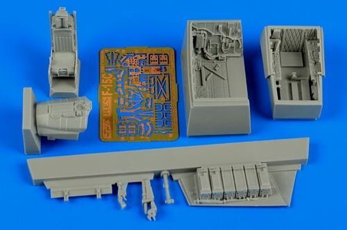 McDonnell F-15C Eagle cockpit set