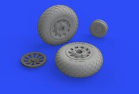 P-51D-5 Mustang wheels oval tread