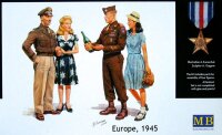 Europe 1945 - Alliierte Offiziere mit Frauen