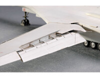 1/72 Tupolev Tu-160 Blackjack Bomber