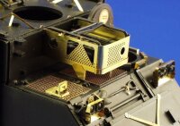 1/35 M577 Command Post Car