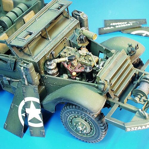 U.S. Troop Carrier Halftrack – engine set