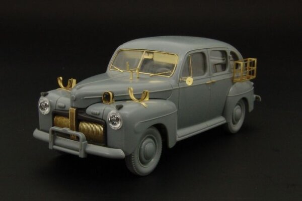 1/48 US Staff Car 1942 (Tamiya)