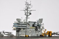 1/350 USS Kitty Hawk CV-63