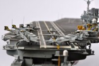 1/350 USS Kitty Hawk CV-63