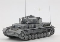 1/35 Pz.Beob.Wg. IV Ausf. J w/ Commander + Infantryman