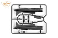 1/72 Mitsubishi A5M4 Claude - Advanced Kit