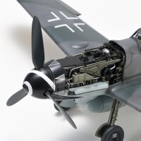 1/32 Messerschmitt Bf-109G-14/U4 "Erich Hartmann"