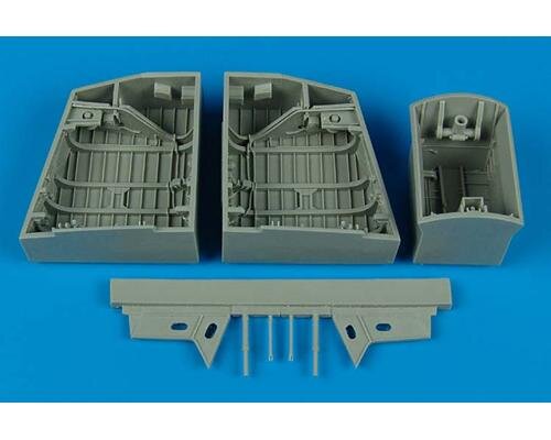 English Electric Canberra wheel bays (Airfix)