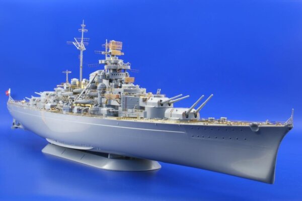 Schlachtschiff Tirpitz (Revell)