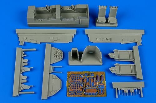 North-American T-28D Trojan cockpit set