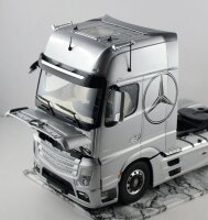 1/24 Mercedes-Benz Actros MP4 Gigaspace