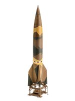 Deutsche A4/V2 Rakete mit Startrampe