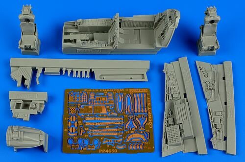 F-4J/S Phantom II cockpit set