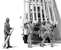 WWII Soviet BM-13-16 MLRS Vehicle Crew