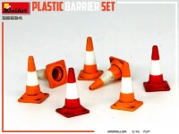 1/35 Plastic Barrier Set
