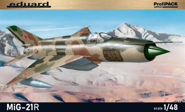 Mikoyan MiG-21R ProfiPACK 1:48