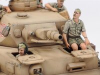 1/35 Panzerkampfwagen IV Ausf.F & Motorcycle Set "North Africa"