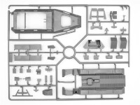 1/35 Krankenpanzerwagen - Sd.Kfz. 251/8 Ausf. A WWII German Ambulance with Military Medical Personnel