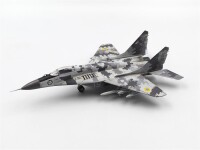 1/72 Radar Hunter - MiG-29 "9-13" Ukrainian...