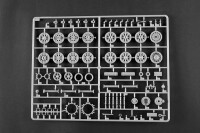 1/35 Schwerer Zugkraftwagen 18t Sd.Kfz. 9 Artillery Version