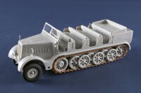 1/35 Schwerer Zugkraftwagen 18t Sd.Kfz. 9 Artillery Version