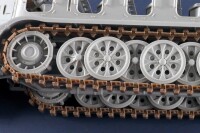 1/35 Schwerer Zugkraftwagen 18t Sd.Kfz. 9 Artillery Version