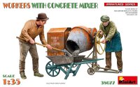 1/35 Workers with Concrete Mixer