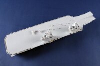 1/700 HMS Queen Elizabeth Aircraft Carrier