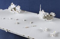 1/700 HMS Queen Elizabeth Aircraft Carrier