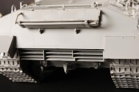 1/16 M4A3E8 "Thunderbolt VII" Medium Tank