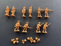 1/72 HäT 8351 Napoleonic Russian Infantry - Action