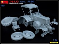 1/24 German Traffic Tractor D8532 Mod.1950 - Miniart 24007